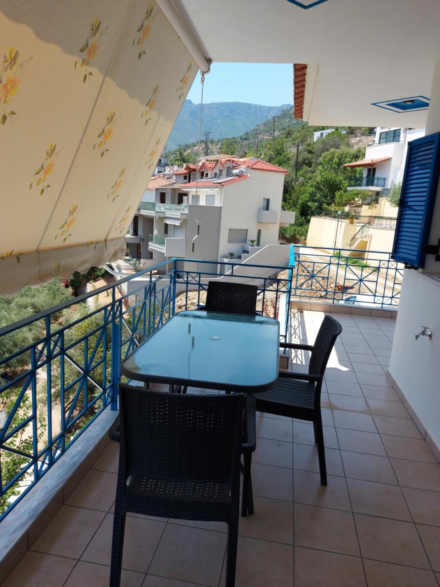 Matina Apartments Tyros الغرفة الصورة