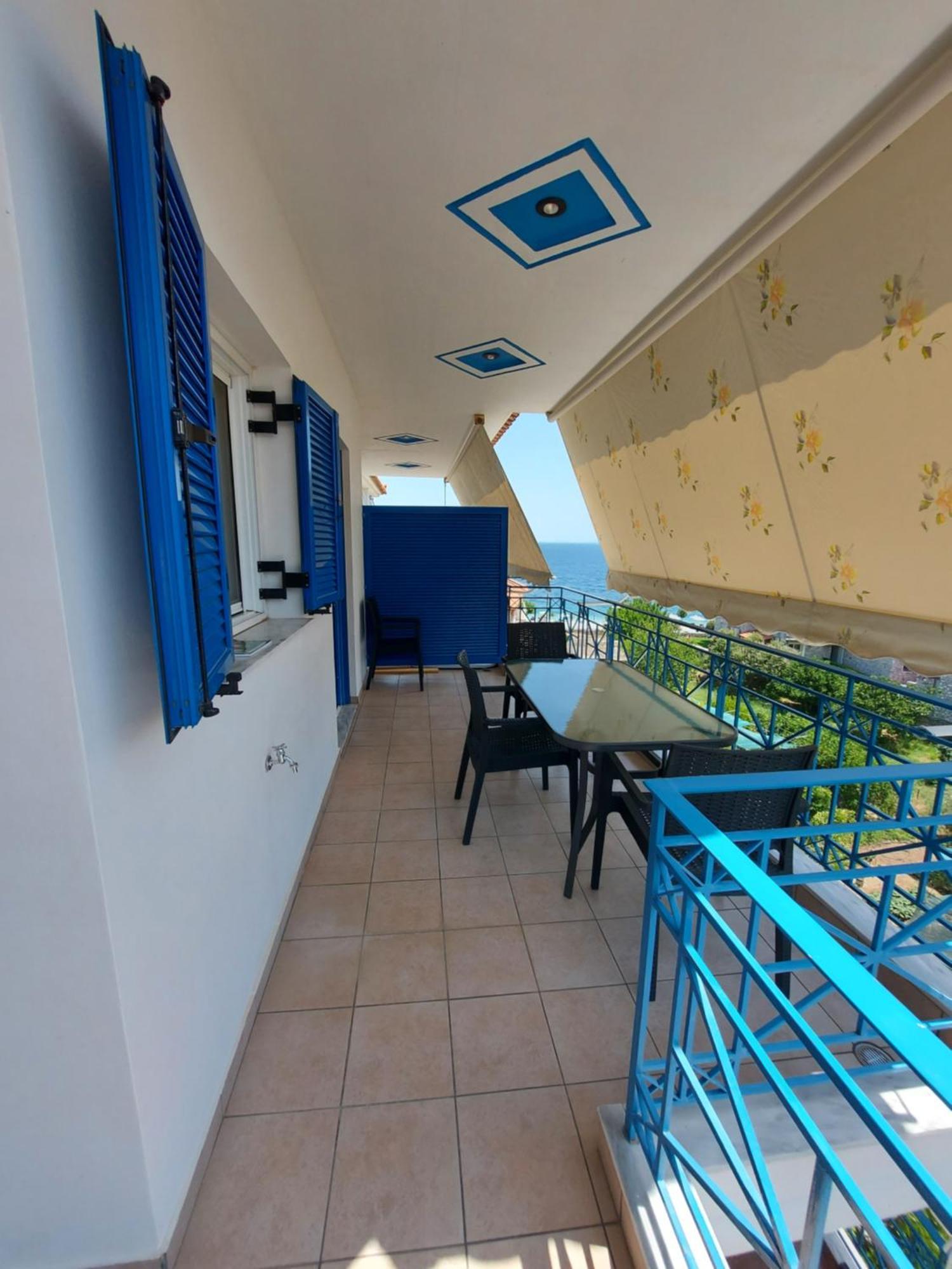 Matina Apartments Tyros الغرفة الصورة